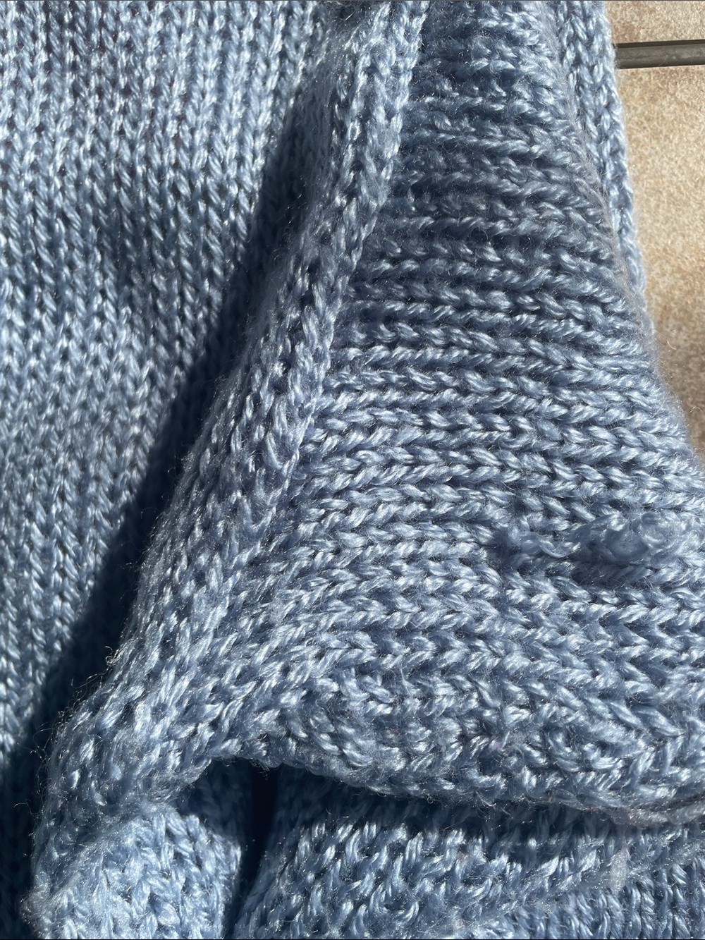 🌸🎀Vintage Hand-Knit Sweater - Picture 6 of 12